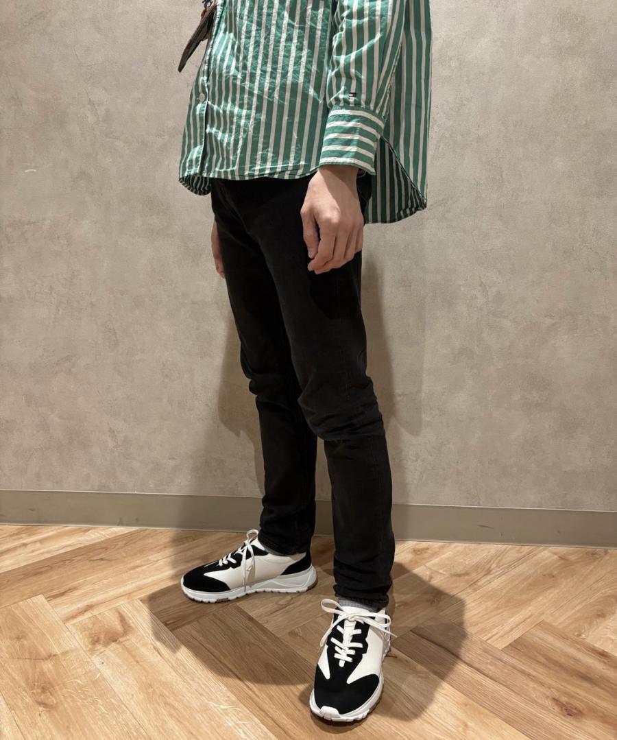 Styling Enlarged Item 01