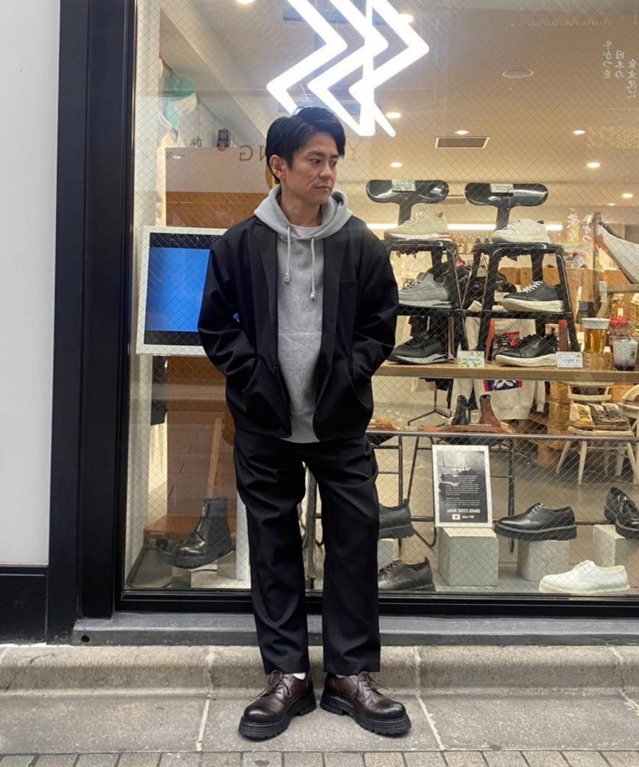 Styling Enlarged Item 01