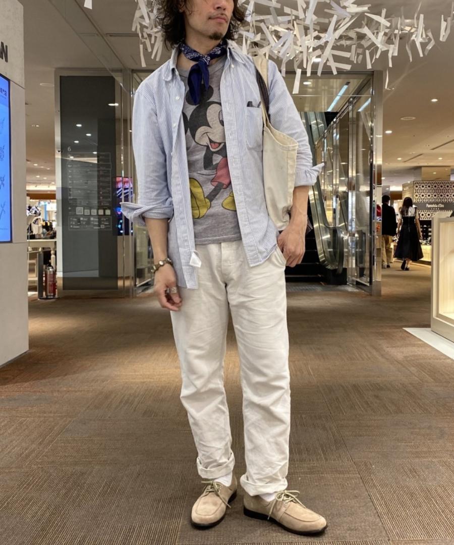 Styling Enlarged Item 01